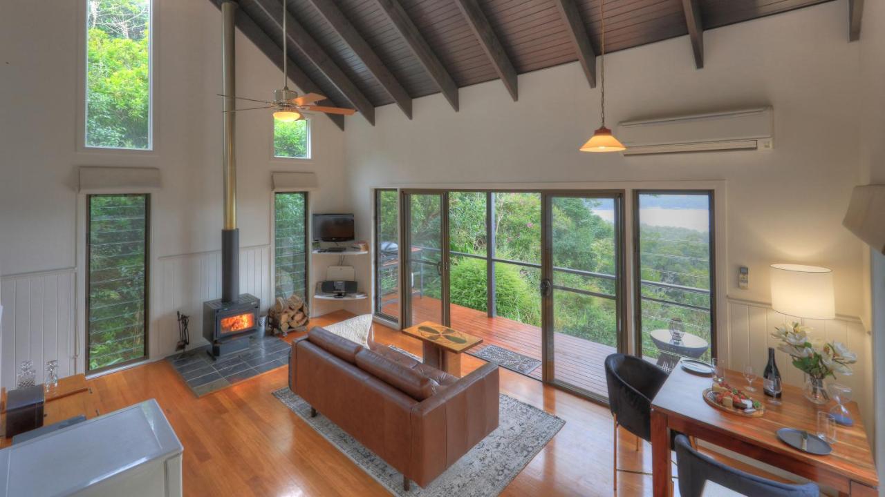 Montville Misty View Cottages ภายนอก รูปภาพ