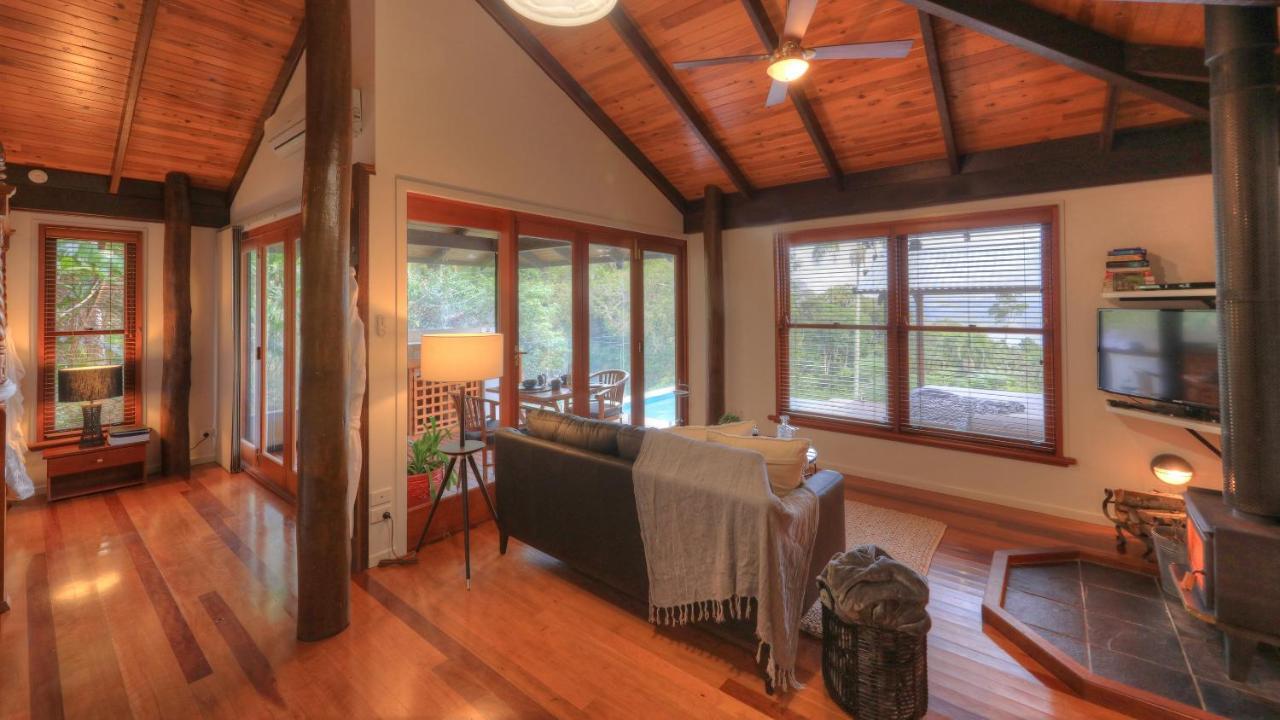 Montville Misty View Cottages ภายนอก รูปภาพ