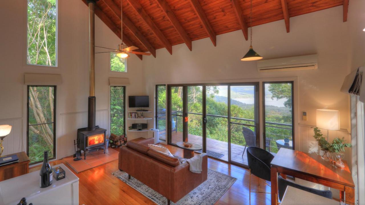 Montville Misty View Cottages ภายนอก รูปภาพ