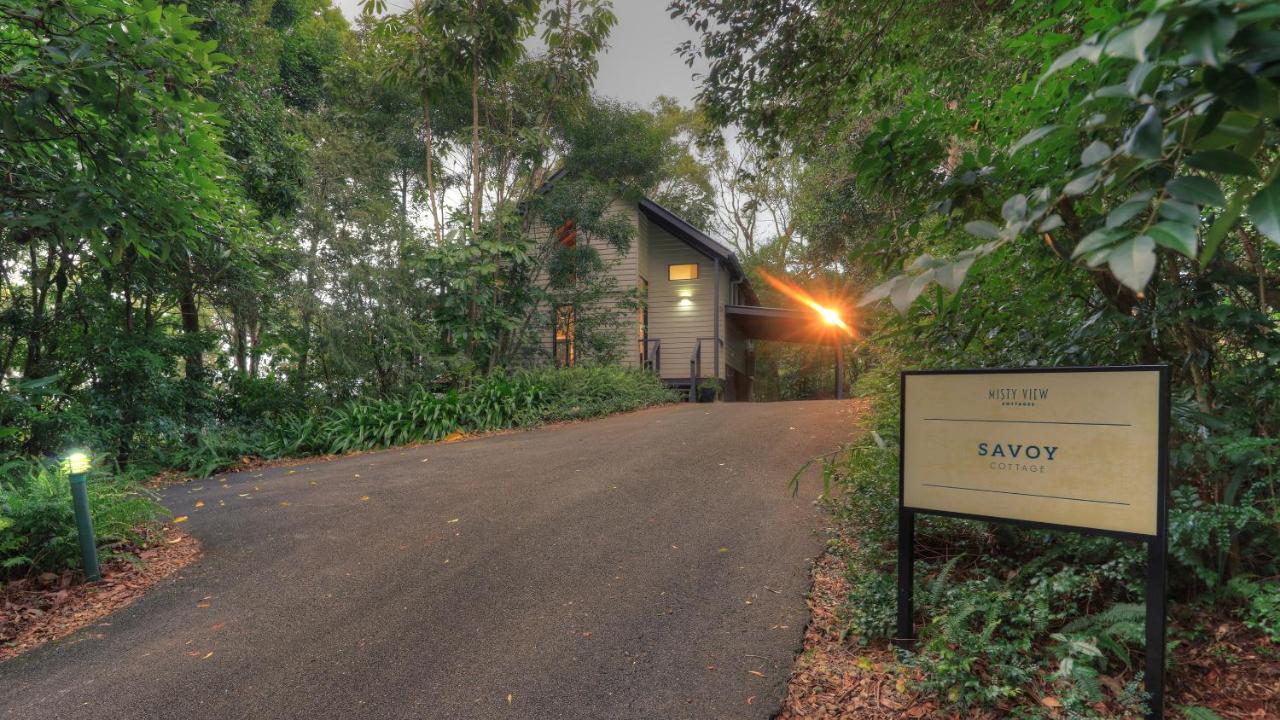 Montville Misty View Cottages ภายนอก รูปภาพ
