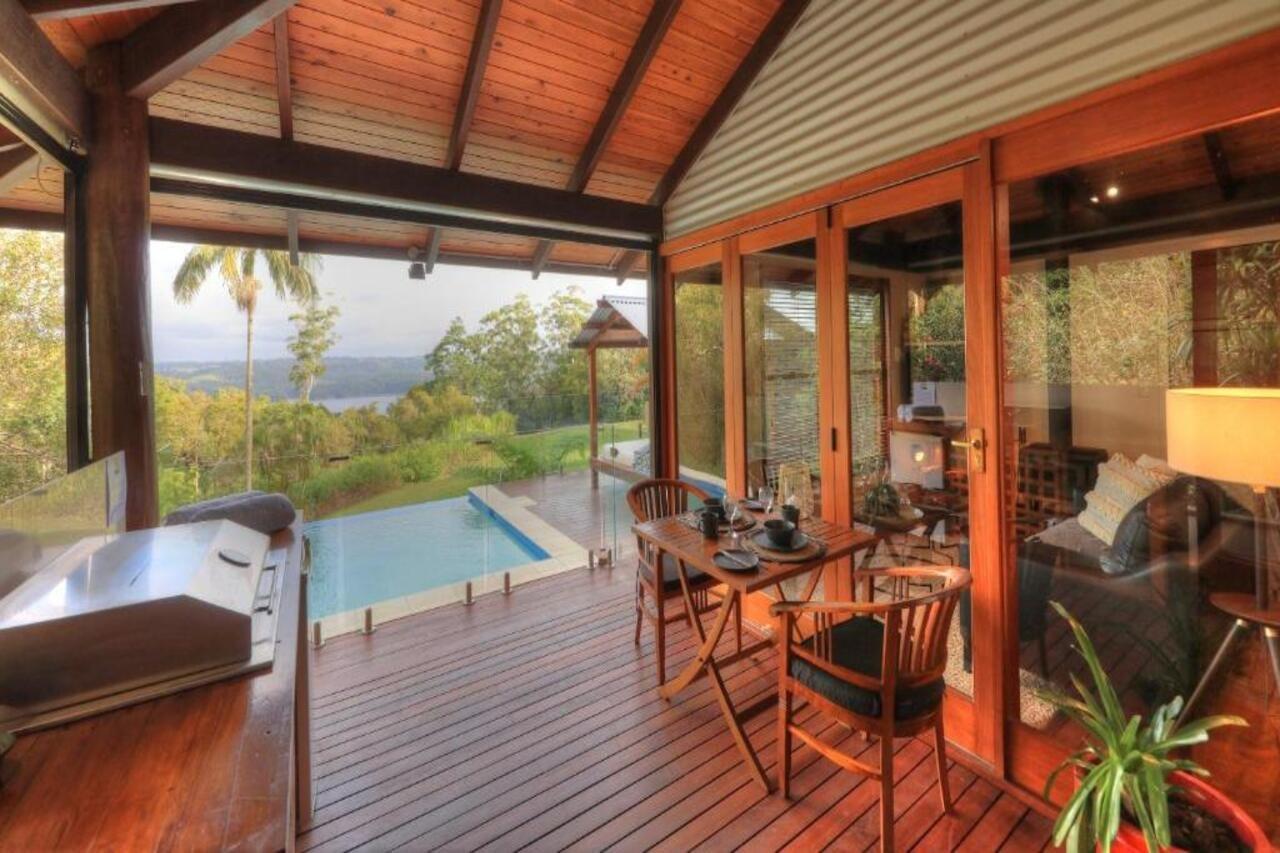 Montville Misty View Cottages ภายนอก รูปภาพ
